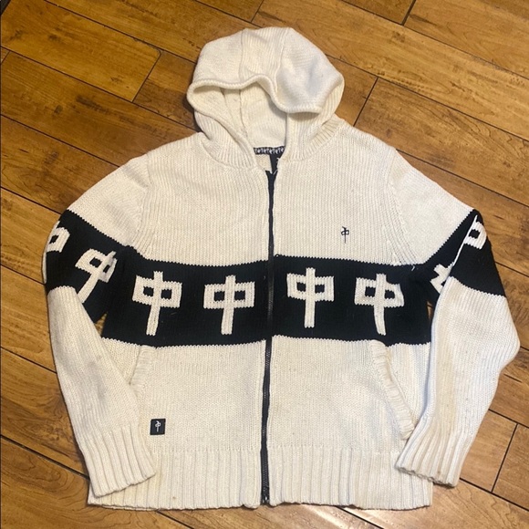 Red dragon RDS White and Black Hooded Sweater - Picture 1 of 5